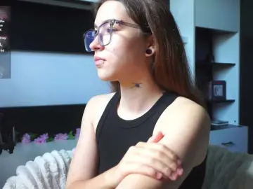 Sun-and-Luna  live sex cam