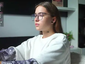 Sun-and-Luna  live sex cam