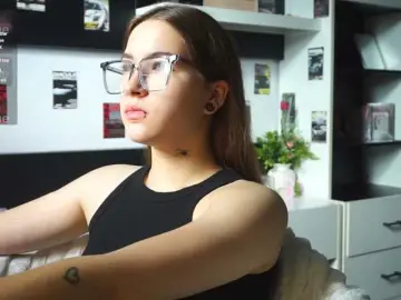 Sun-and-Luna  live sex cam