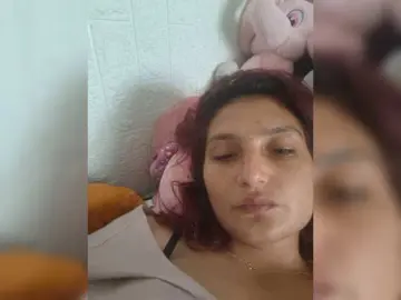 Susanzinkora  live sex cam