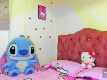 Dulce-kim  live sex cam