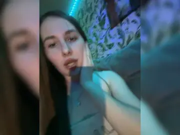 Mintgirl  live sex cam