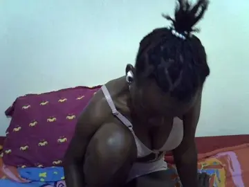 Ebonytrendy  live sex cam