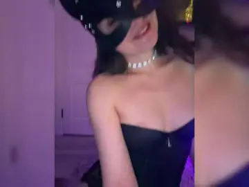 FeeBee  live sex cam