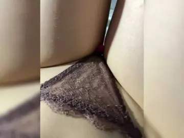 FeeBee  live sex cam