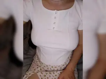 Liza17Liza  live sex cam