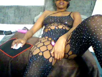 Sexyred-4  live sex cam