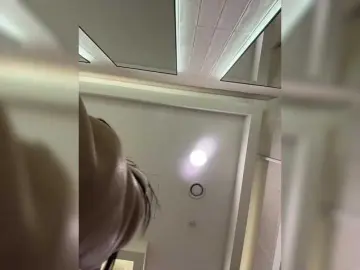 EvaRoughe  live sex cam