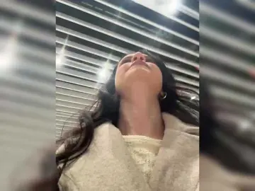 EvaRoughe  live sex cam