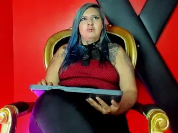 Freyjaxx  live sex cam