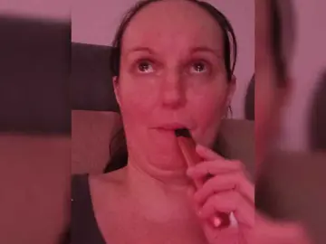 LadyAlma  live sex cam