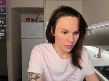 LisaDaniels  live sex cam