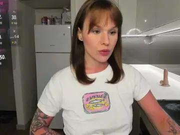 LisaDaniels  live sex cam