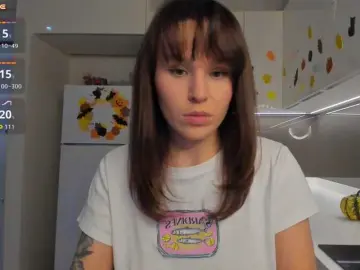 LisaDaniels  live sex cam