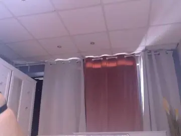 Madiysony  live sex cam