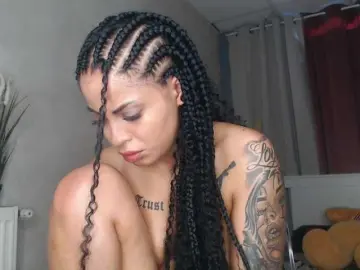 Madiysony  live sex cam