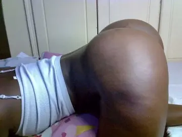 Desirdoll23  live sex cam