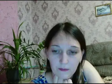 Kiskas12  live sex cam