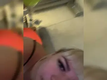 Sweetgerl21  live sex cam
