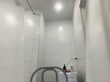 LYLAtop  live sex cam