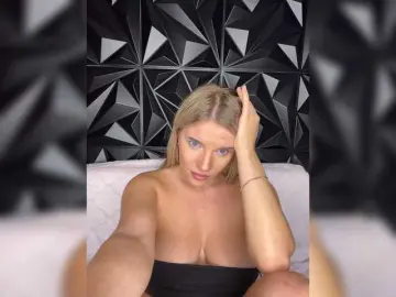 LYLAtop  live sex cam