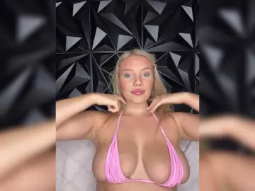 LYLAtop  live sex cam