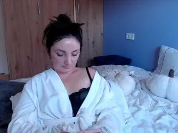 Succubus13  live sex cam