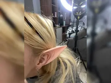 Freakfarm  live sex cam