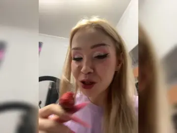 Freakfarm  live sex cam