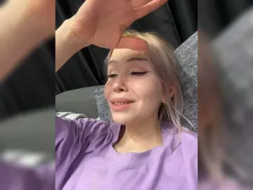 Freakfarm  live sex cam