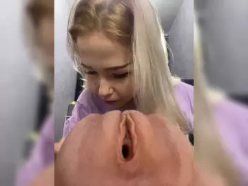 Freakfarm  live sex cam