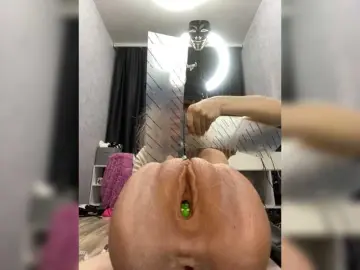 Freakfarm  live sex cam