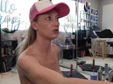 Sexyscienceteacher90  live sex cam