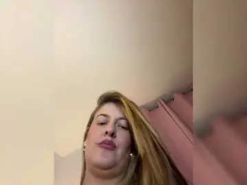 Aniika  live sex cam