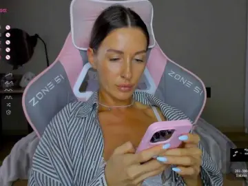 HannaChardger  live sex cam