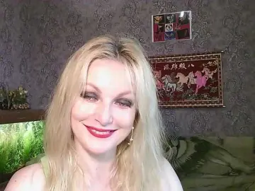 JanessNE  live sex cam