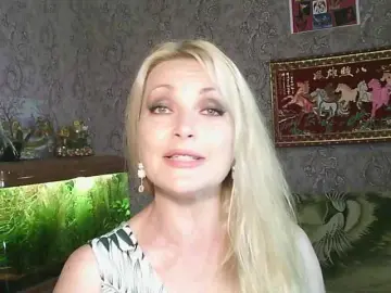 JanessNE  live sex cam