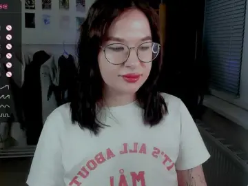 MynameisLilith  live sex cam