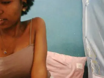 Sorayah1  live sex cam