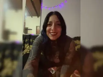 Ursu111  live sex cam