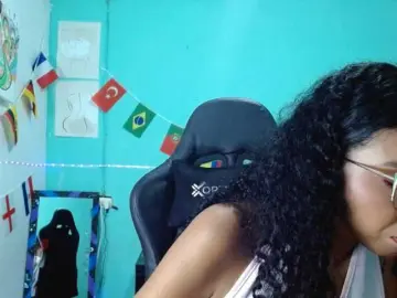 Blessedperverse  live sex cam