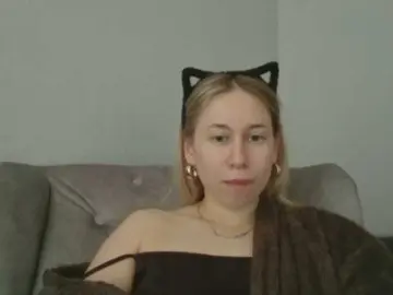 Viksi69  live sex cam