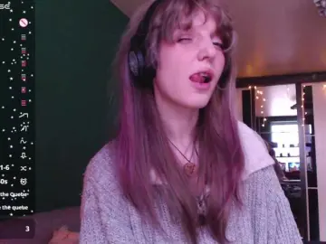 CatinMilkland  live sex cam