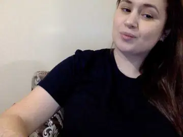 Miki196  live sex cam