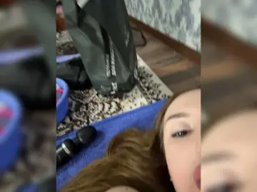 YourSweetheart777  live sex cam