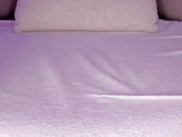 Cutte-hanna18  live sex cam