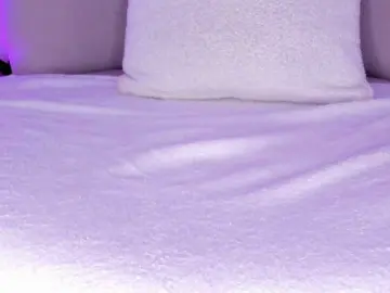 Cutte-hanna18  live sex cam