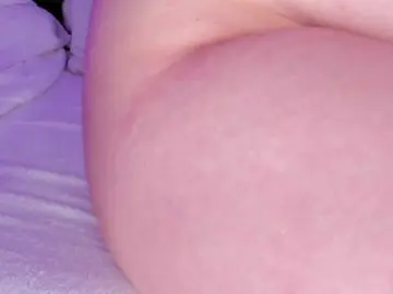 Cutte-hanna18  live sex cam