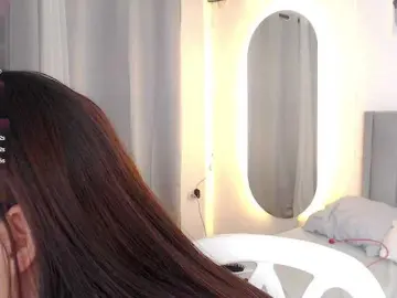 Lailaatyler  live sex cam