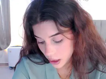 Lailaatyler  live sex cam